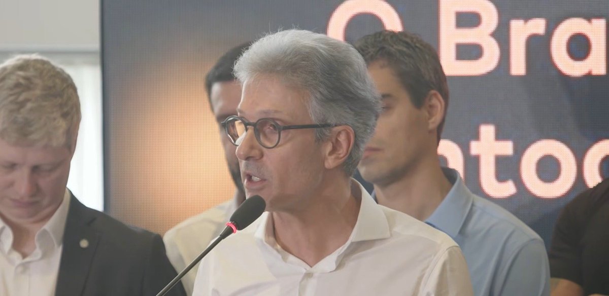 "O Judiciário é importantíssimo, mas hoje os piores exemplos do Brasil estão vindo do Supremo Tribunal Federal, que se transformou no supremo balcão de negócios.

Precisamos não só tirar dois ministros de lá, pelo que já se viu, como também mandá-los para a prisão." - <a href="/RomeuZema/">Romeu Zema</a>