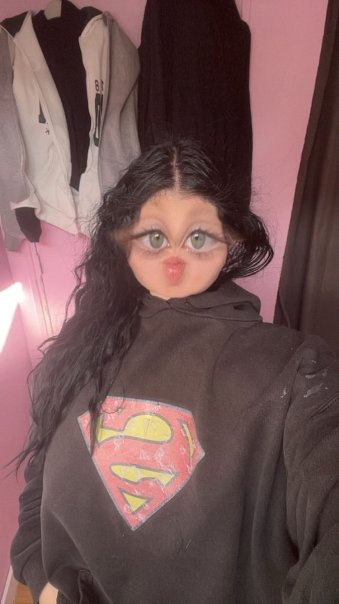 𝑚𝑎𝑙𝑜💋 tweet media