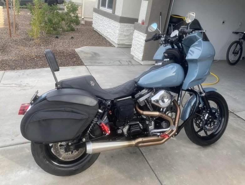 vigilary's tweet photo. Reward given if found or information leading to motorcycle being found. If anyone spots it please let me know. Thank you 🙏 
The person who stole it is driving a 

Toyota 4Runner: Color appears silver/gray:     1996–2002 model https://t.co/MFK2ZtCo1E