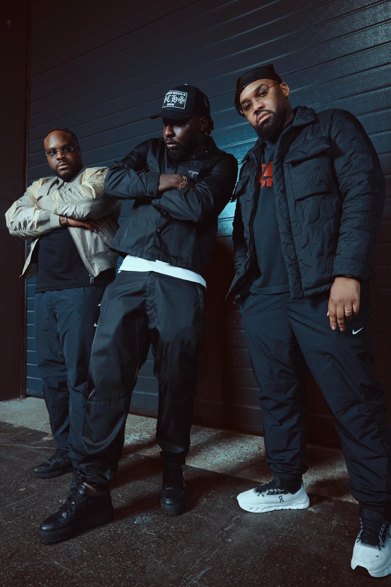 TalesVerse's tweet photo. 🚨🔥Triangle des Bermudes de retour à Yardland ! 

Sont aussi confirmés : Rema, Shallipopi, , Franglish, Chily, Emma’a, Kulturr…

L’Aprèm Pétages avec des piliers tels Logobi GT, Jessy Matador…

Et plus encore !

🎫 Billetterie demain 11h. https://t.co/T6P0Ky0ZV0 https://t.co/6BsRJfBVGe