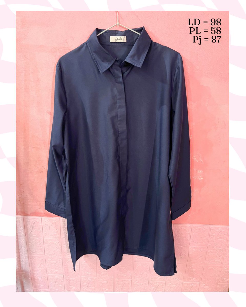 vanttaegogh's tweet photo. 1. navy shirt by geulis = 100k
2. oversized shirt dusty pink by ixora= 80k
3. viscose batik lengan tile (ada payetan) dusty pink = 200k (ini bagus bangett aku belinya up to 500k)
4. stretch shirt zebra = 20k
(details = dm) https://t.co/ossyB6QbgW