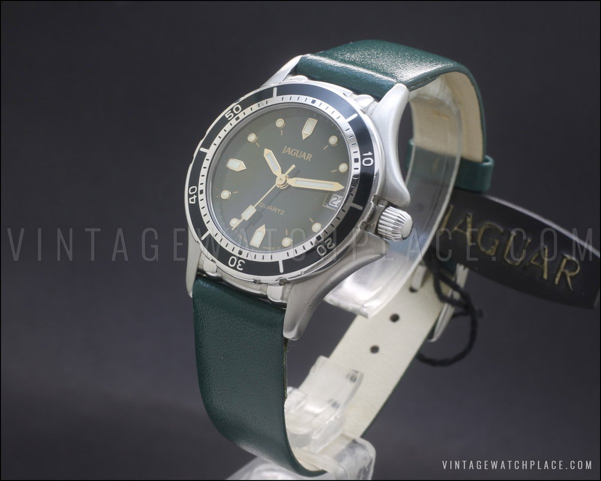 Near New Old Stock Ladies' Jaguar diver's vintage watch, Swiss made ETA 955.412 movement, all stainless steel, British green color, a beauty!, Near NOS. vintagewatchplace.com/near-nos-jagua…