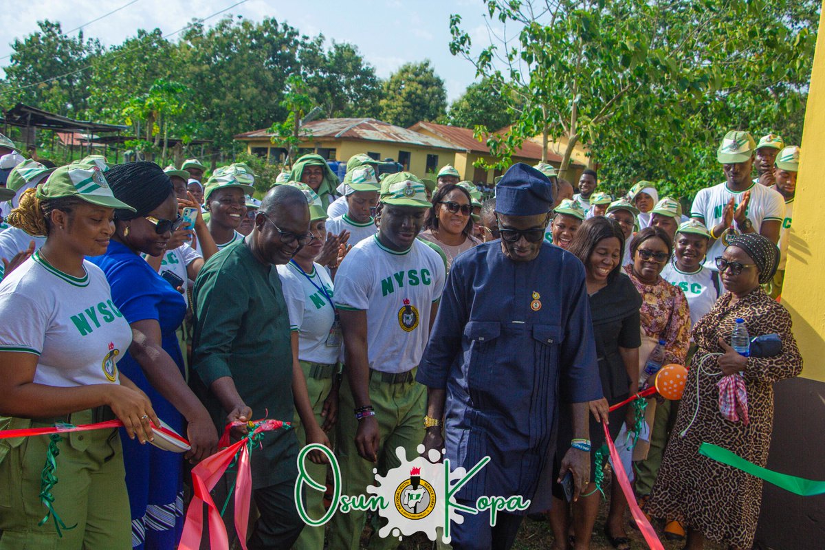 osunofficial's tweet image. Kubiangha commissions a renovated toilet facility at NYSC Orientation Camp, Ede, executed by 2025 Batch A Corps Members (Ede North CDS), boosting camp sanitation and leaving a lasting impact.
#NYSC #Osun #CDS #CommunityDevelopment #PublicHealth #YouthImpact #ServiceAndLeadership