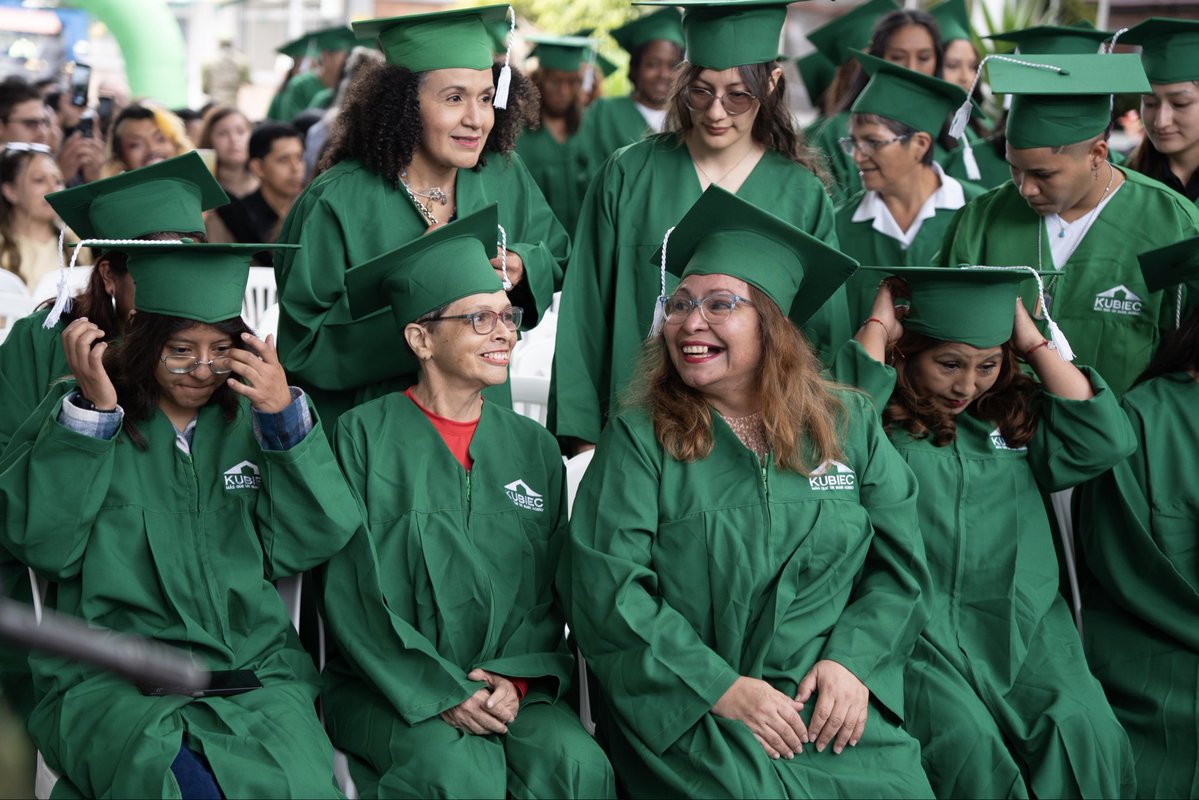 Lavinia V. Noboa tweet media