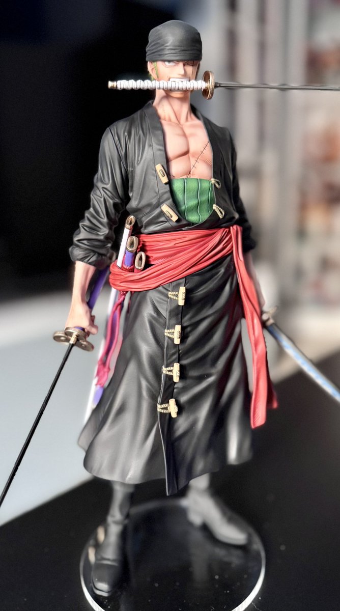 Otty82's tweet image. Banpre Kuji Premium One Piece Roronoa Zoro C Prize: stunning and unique repaint by @zishongi ( どうもありがとうございます 🙏)

💚💚💚

#zoro #ONEPIECE〜 #custom #figure #roronoazoro  #ONEPIECE_WT100 #onepieceliveaction #ワンピース