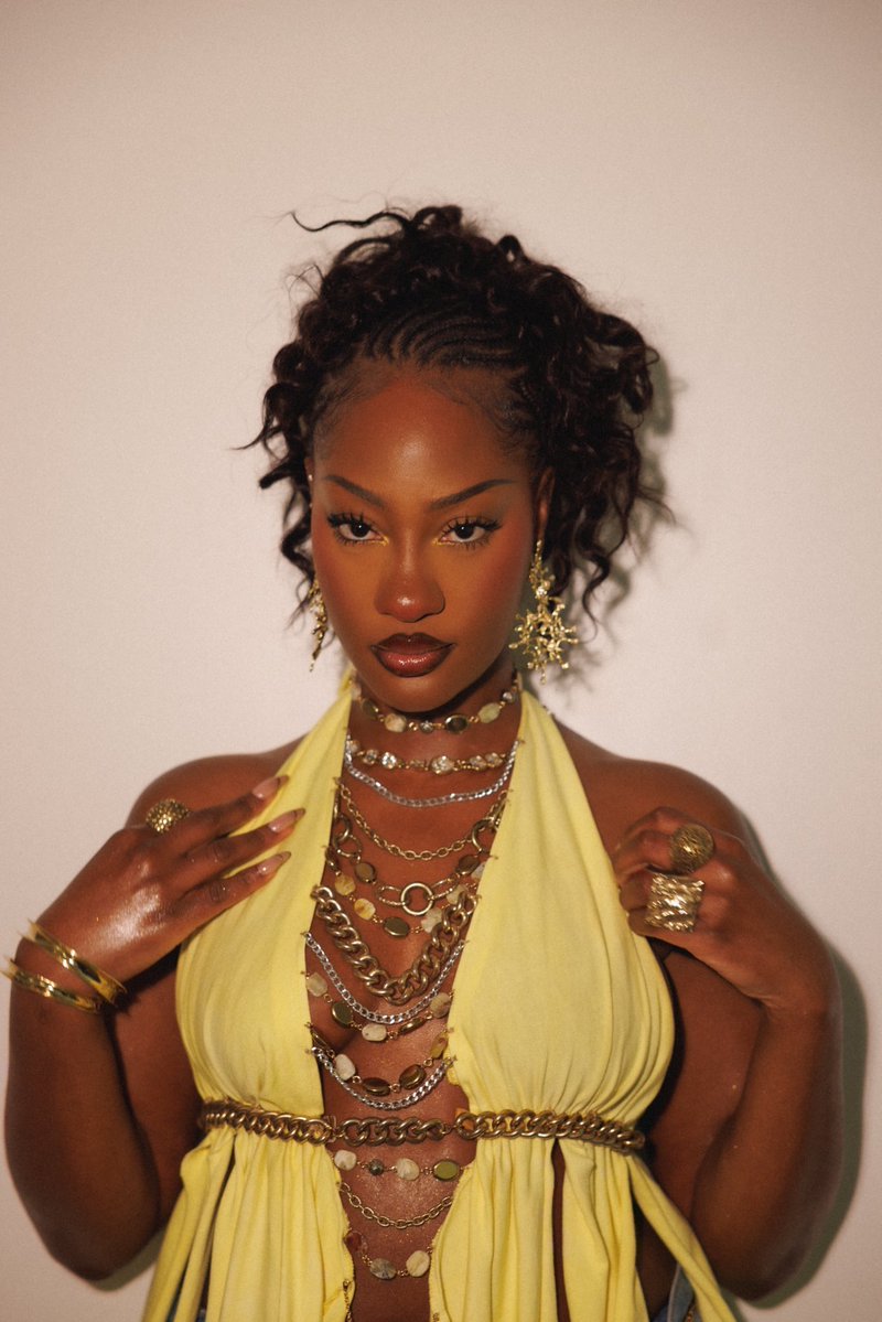 LOVE IS A KINGDOM👑🤍 tweet media