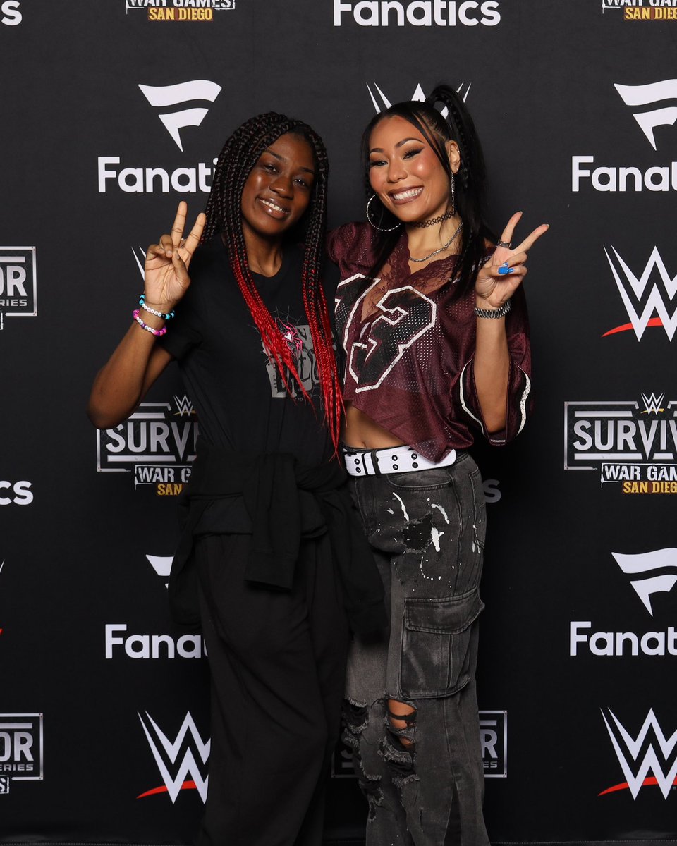 shy ⚡︎ | reuniting with jade 🥰🤍 tweet media