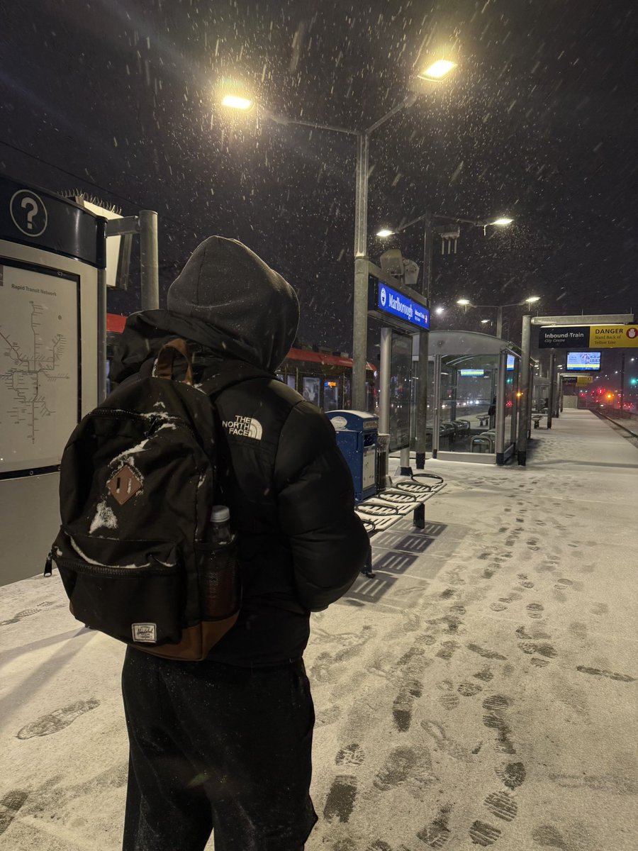 lapating_bea's tweet photo. this doesn’t look like spring at all:/ https://t.co/m09aGINTVX
