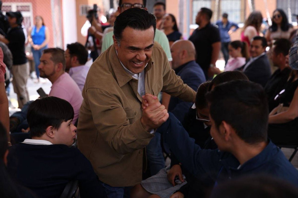 Luis Nava tweet media