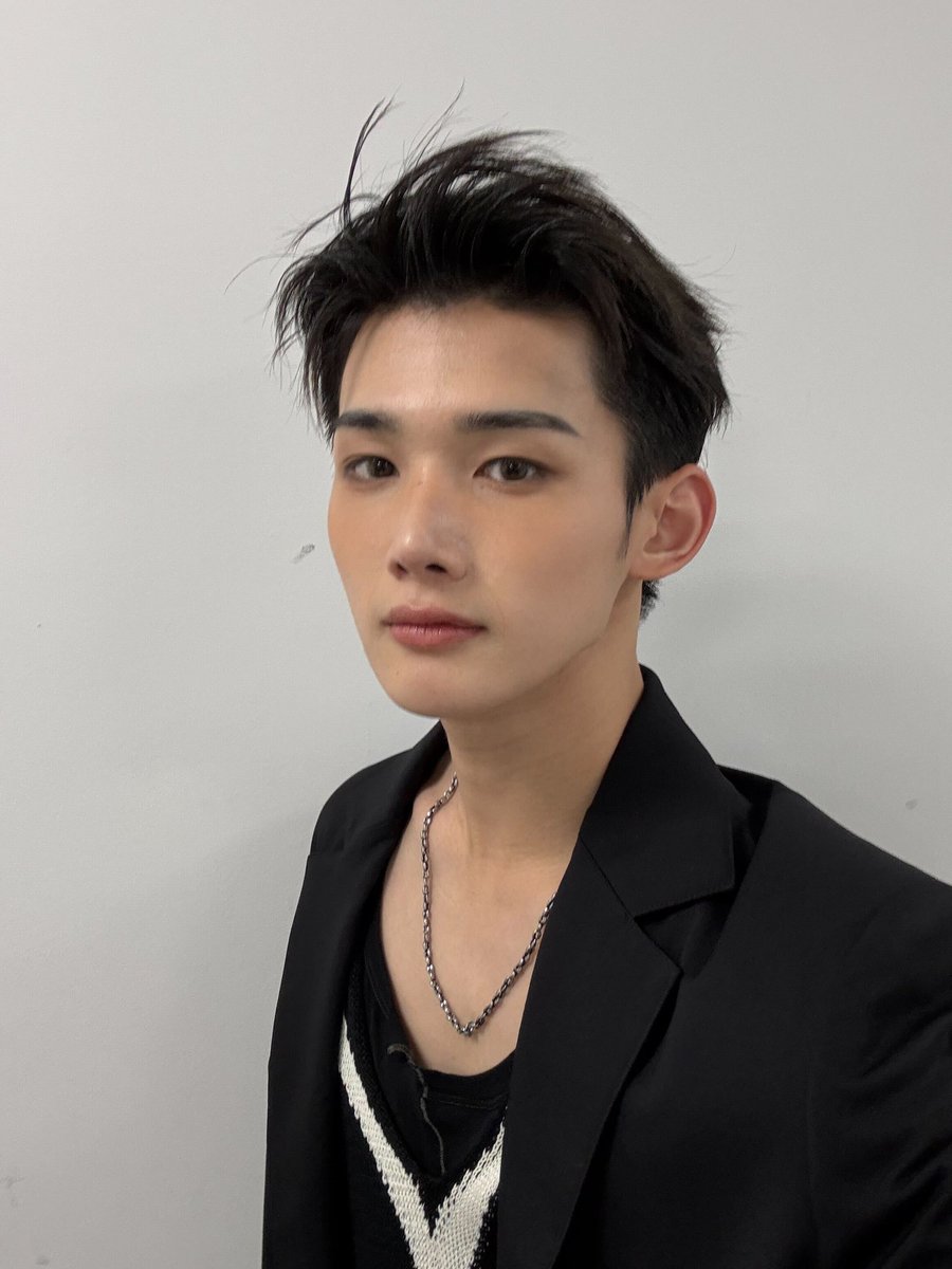 GB. DNI 😿 tweet media