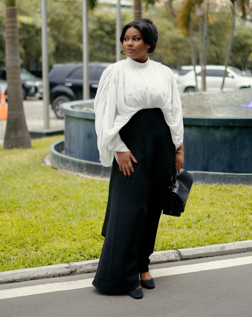 Grace- Engombe🇨🇩 tweet media