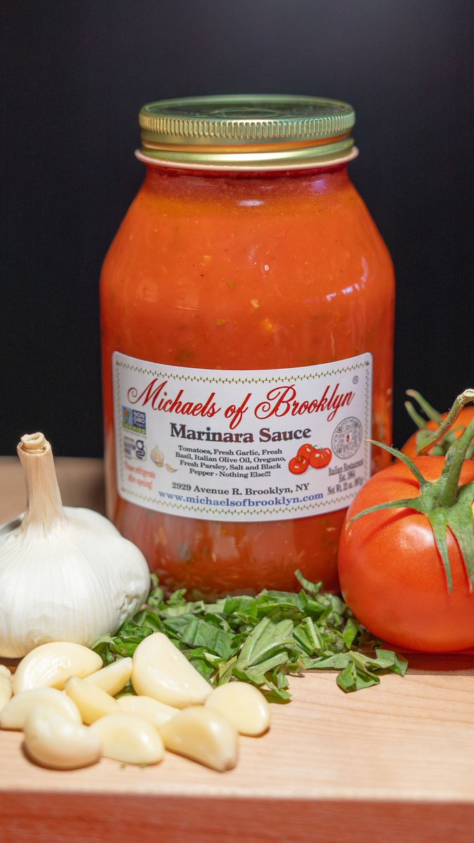 getmichaels's tweet image. It's all about the ingredients, nothing else! Made right at the source on Avenue R so you can bring a taste of Michael's home to your very own kitchen! #Brooklyn #sauce #tomatosauce