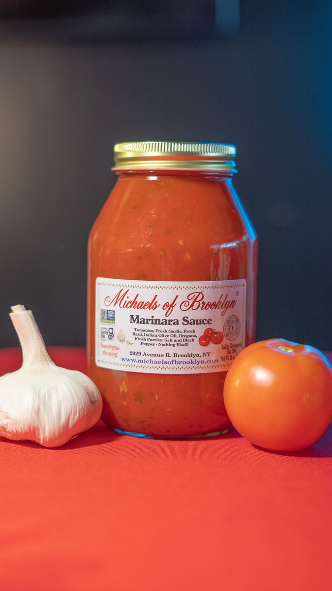 getmichaels's tweet image. It's all about the ingredients, nothing else! Made right at the source on Avenue R so you can bring a taste of Michael's home to your very own kitchen! #Brooklyn #sauce #tomatosauce