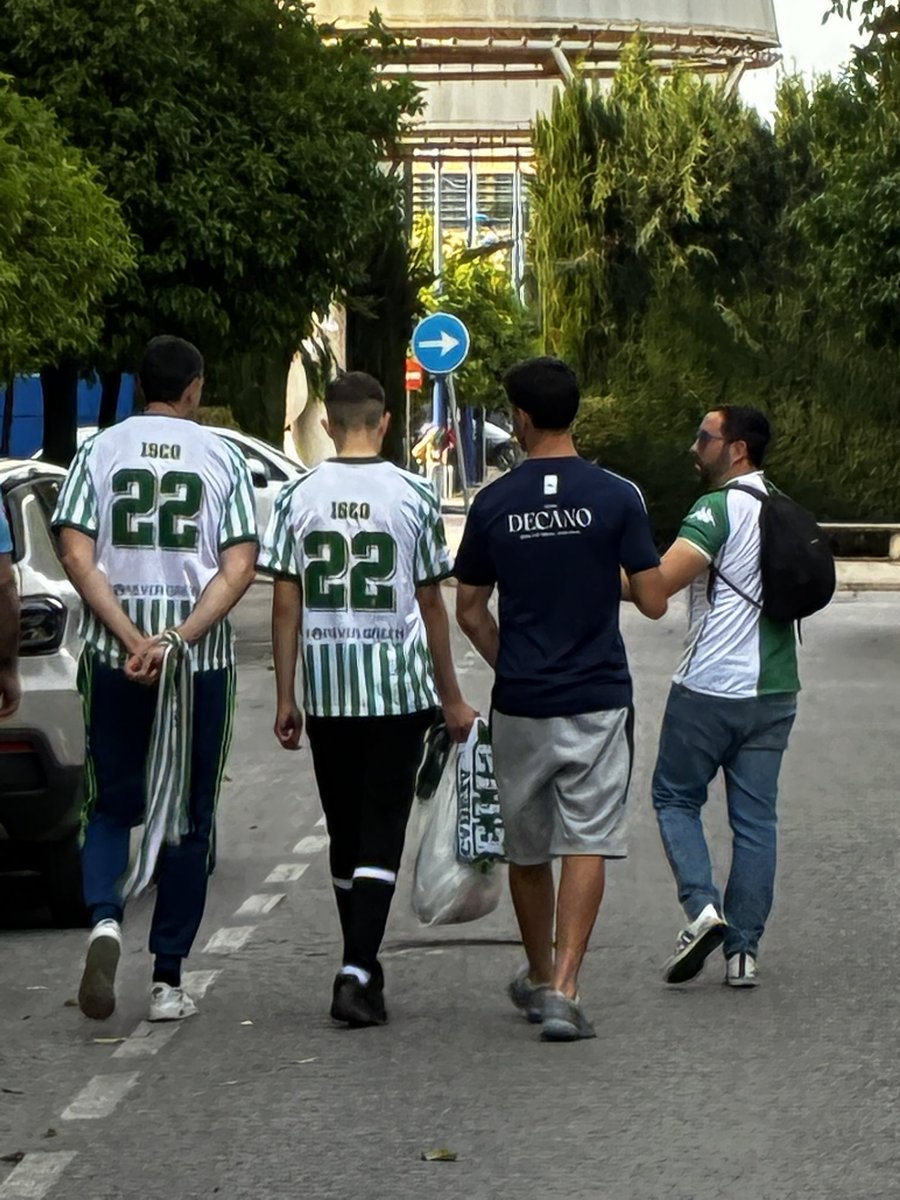 Mateo González tweet media