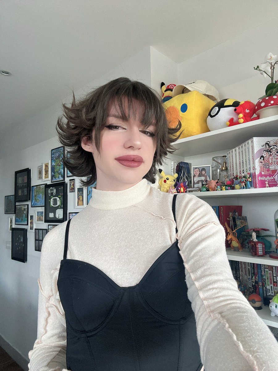 Izzy💫 tweet media