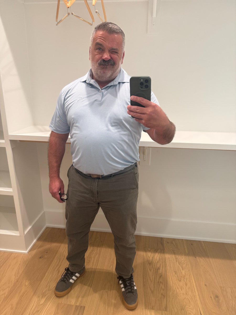 Daddykins72 tweet media