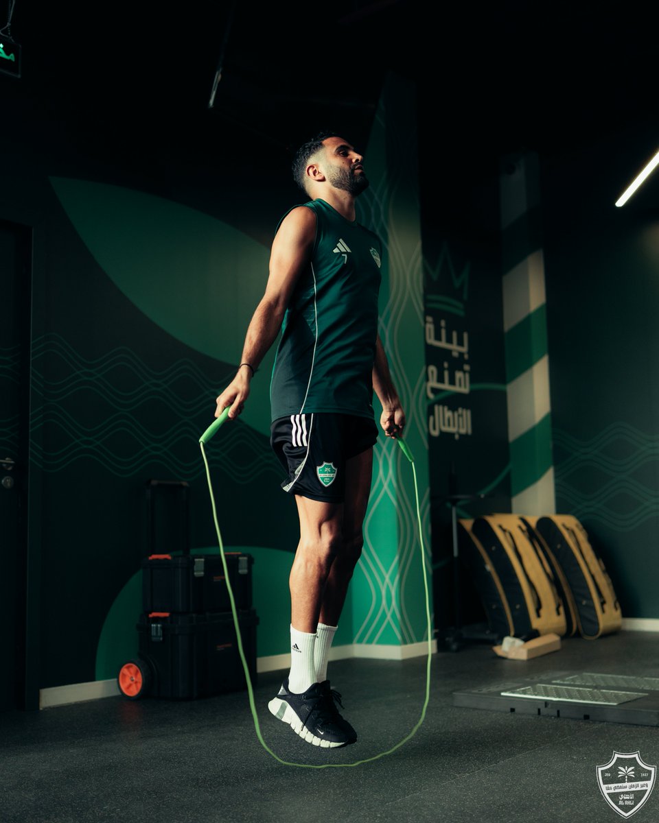 النادي الأهلي السعودي tweet media