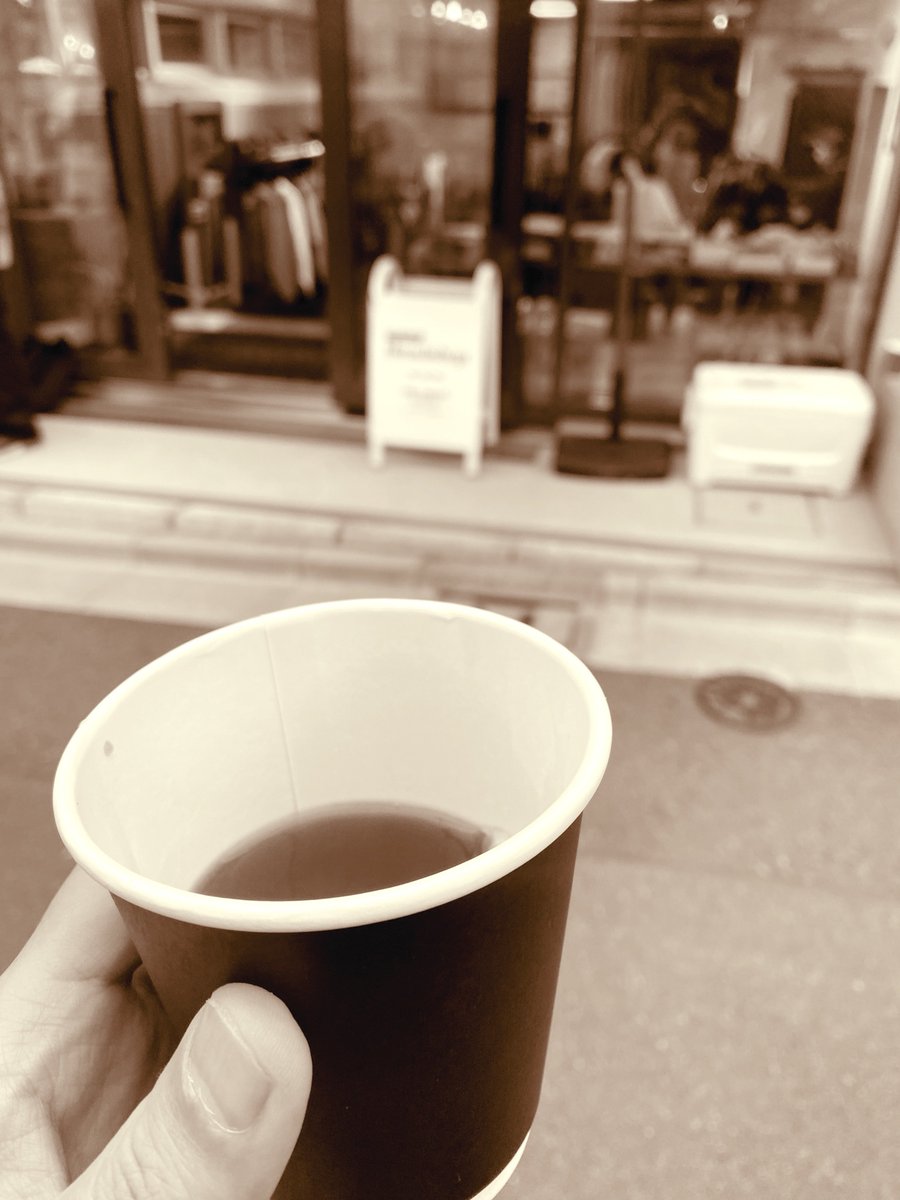 equal_loopusk61's tweet photo. '26AWの展示会に行ってきたよ。
kidさんありがとうございました！
美味しいコーヒーも。

#RADIALL https://t.co/dUHANcWUUV