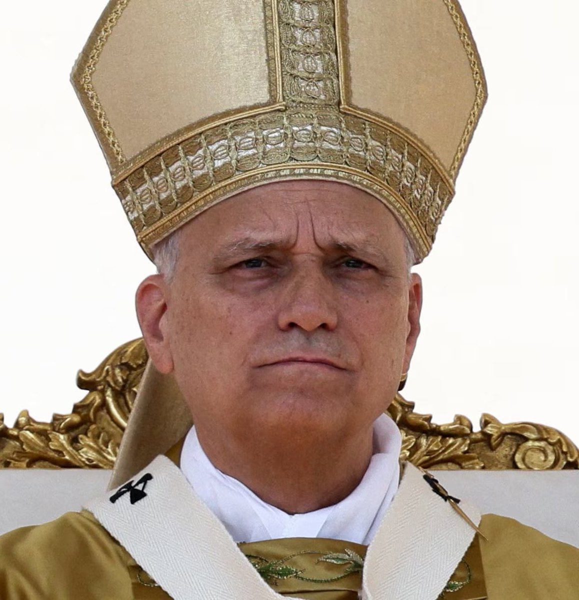 Oli London tweet media