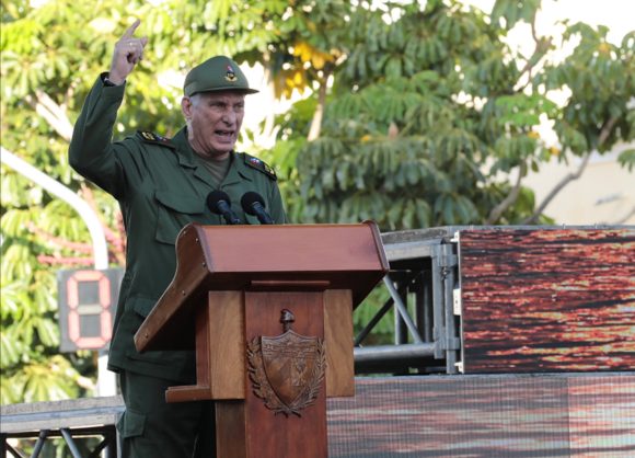Presidente <a href="/DiazCanel/">Oscar Diaz-Canel</a>: "#Cuba no es un estado fallido, es un estado cercado".
#CubaVencerá
#GirónVictorioso
cubadebate.cu/noticias/2026/…