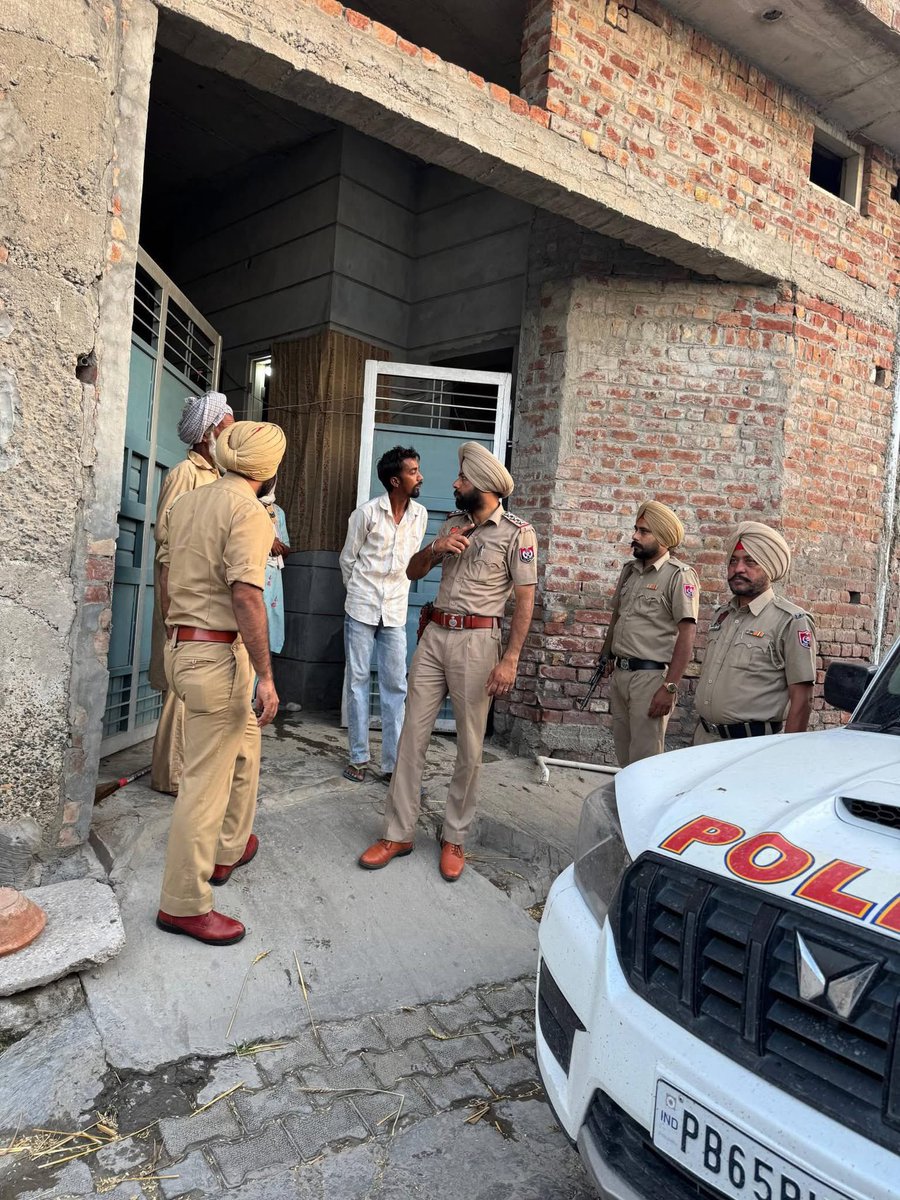 FerozepurRange's tweet image. To intensify action against drug smugglers and other anti-social elements, Ferozepur Police today conducted a Cordon and Search Operation (CASO) in the districts, raids were carried out at the residences and hideouts of drug smugglers.

#ActionAgainstCrime
#CASO