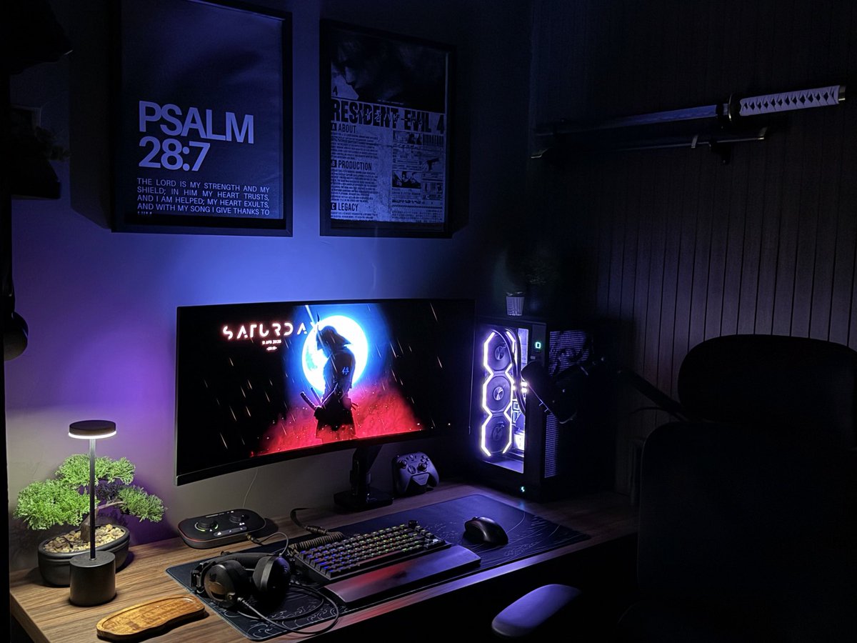 Africansensi's tweet image. WHICH ONE IS YOUR VIBES?
#gamingsetup #setup #desksetup #viral