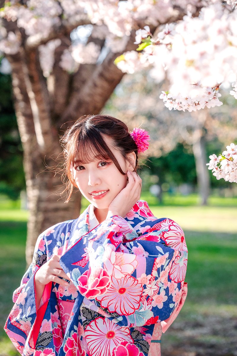 Red portrait tweet media