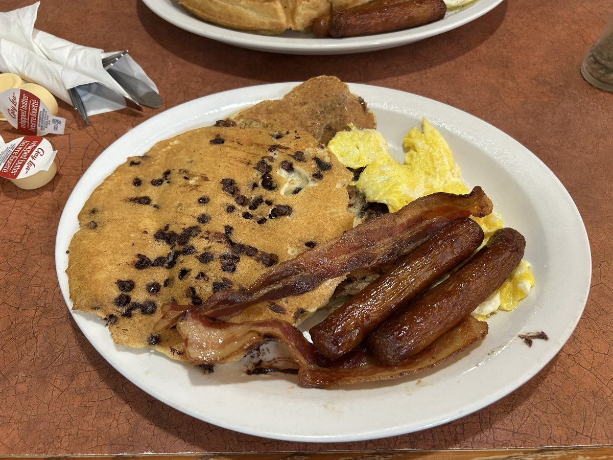 PUFFINGUS's tweet photo. #BreakfastPosting https://t.co/KdmFLcimuX