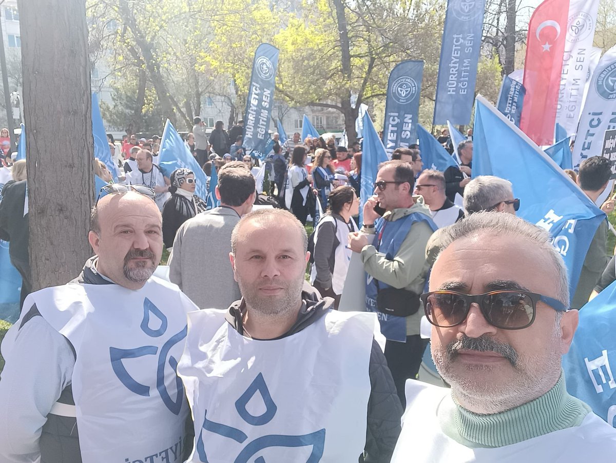 nzmucar's tweet photo. @asabimuhalif Korkmayın öğretmeniz biz https://t.co/QF0iPSWGhD