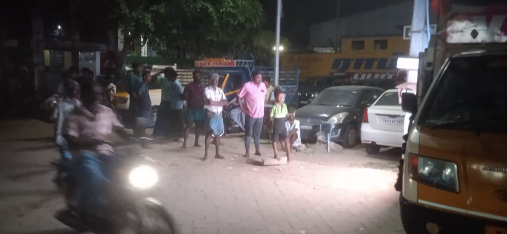 NTK_Srivilli's tweet photo. நாம் தமிழர் கட்சி 
திருவில்லிபுத்தூர் சட்டமன்ற தொகுதி 

நாளை 17.04.2026 - பரப்புரை 
காலை 7.00 மணி முதல் இரவு 9.55 வரை

காலை
1. கலிங்கபட்டி
2. சீலநாயக்கன்பட்டி
3. காடனேரி
4. கீழக்கோட்டையூர்
5. மேலகோட்டையூர்
6. இலந்தைகுளம்
7. தைலாபுரம்
8. நல்லூர்பட்டி
9. கொண்டையம்பட்டி
10. சுரக்காய் பட்டி
11. ஆயர்தர்மம்
12. கோவிந்தநல்லூர்

மாலை
13. வளையங்குளம்
14. வெள்ளப்பொட்டல்
15. அரசபட்டி
16. அயன்கரிசல்குளம்
17. அழகாபுரி 
18. தம்பி பட்டி

நாம் தமிழர் கட்சி 

திருவில்லிபுத்தூர் சட்டமன்ற தொகுதி 

வெற்றி வேட்பாளர் 
சட்டத்தரணி 
அண்ணன் அ. கரிகாலபாண்டியன் அவர்களுக்கு 

வாக்கு பதிவு இயந்திரத்தில் வரிசை எண் ஒன்றில் (1) விவசாயி சின்னத்திற்கு வாக்களித்து வெற்றி பெற செய்வோம்.

மேலும் தகவலுக்கு,

கு. பாலன் 
மாநில ஒருங்கிணைப்பாளர் 
நாம் தமிழர் கட்சி 
7695857242

அ. கரிகாலபாண்டியன் 
வேட்பாளர் 
 திருவில்லிபுத்தூர் சட்டமன்ற தொகுதி  
+919944730908

சி. ச. ராஜா 
மாநில துணைச்செயலாளர் 
தகவல் தொழில்நுட்ப பாசறை 
9787047675

தொகுதி தேர்தல் பணியில் 
பிரபாகரன் 
9894823863
விஜய் முனியப்பன் 
+919940381722

#நாம்_தமிழர்_கட்சி 
#திருவில்லிபுத்தூர்_சட்டமன்ற_தொகுதி 
#அ_கரிகாலபாண்டியன் 
#வத்ராப் 
#ntk
#NTK 
#சீமான்_பார்ப்பன_கடப்பாரை