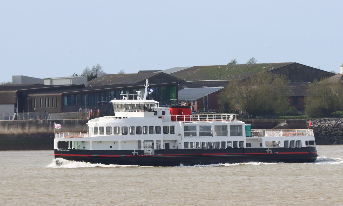 DaveThePapLpool's tweet image. New Mersey Ferry, Royal Daffodil out on the Mersey today , undergoing trials complete with Portaloo , (haha) @MerseyFerries  @ExploreLpool  #royaldaffodil  #rivermersey