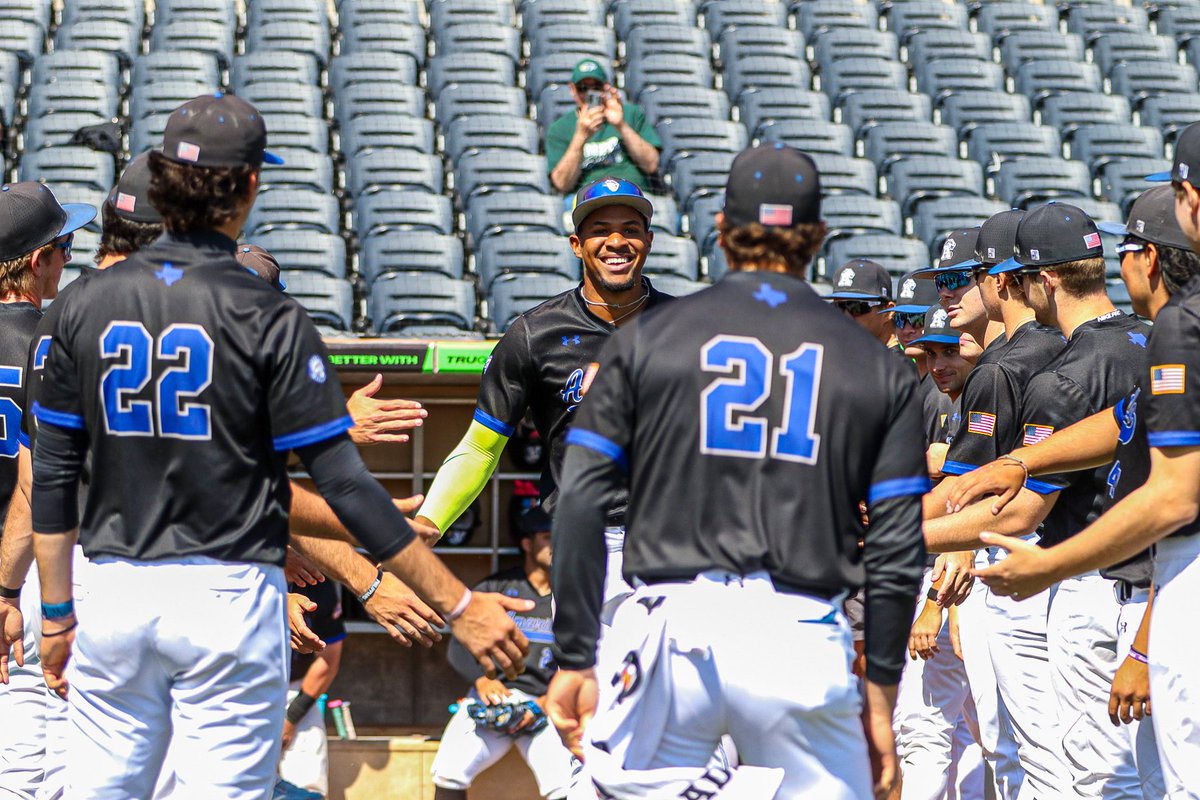 ACBaseball806's tweet photo. 24 hours out from an I-27 showdown vs. the Westerners. https://t.co/hSnzTCZDQN