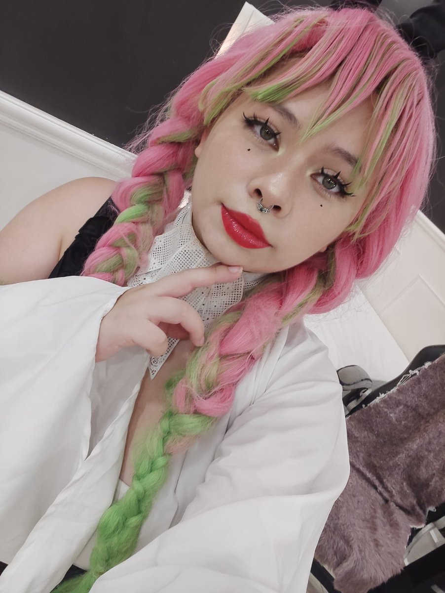 Liil_la1's tweet photo. I've started a live show @Stripchat 👉 https://t.co/OSvrrBdqM6 #stripchat #stripchatlive https://t.co/c6CuS7YZOo