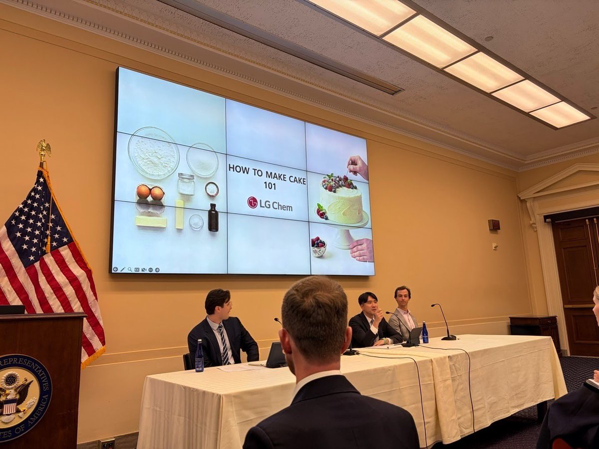 mchlyang's tweet photo. I had a great opportunity to speak with Congressional staffers about two of my favorite subjects: cake and critical minerals.

It was encouraging to see a packed room, especially on a busy day on the Hill immediately following a two-week recess. https://t.co/UdErTVTR2t