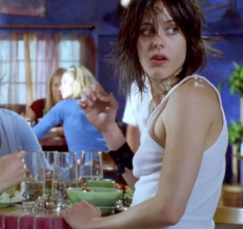 hourly shane tweet media