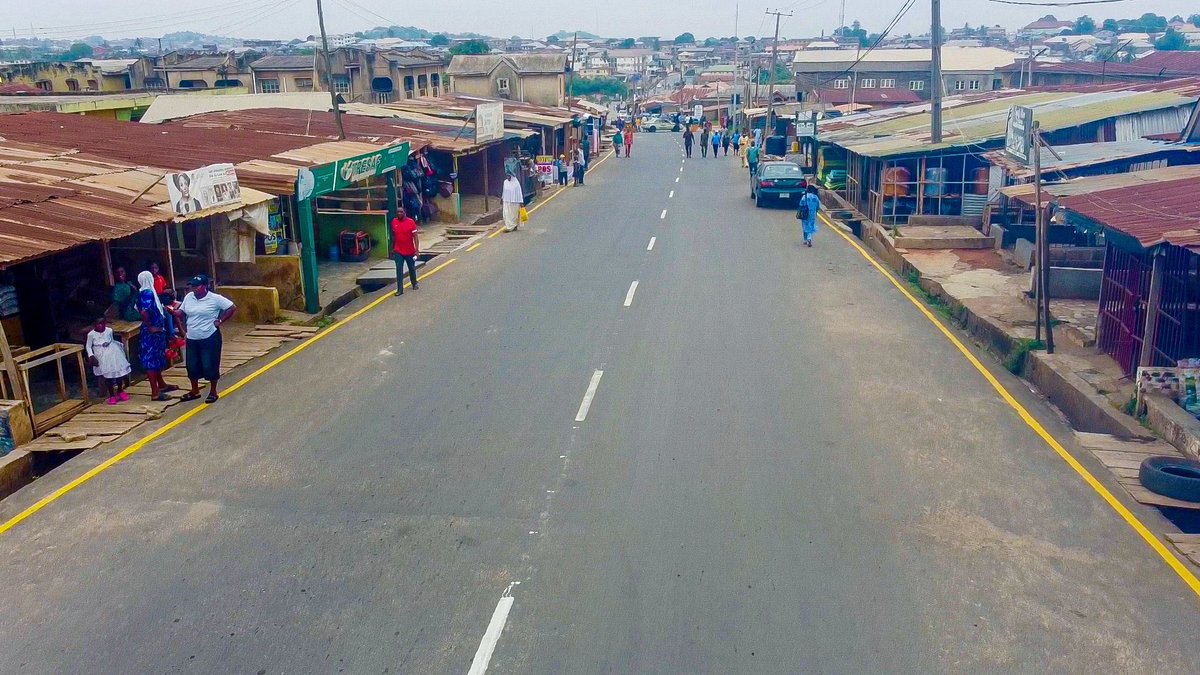 ItsMikky01's tweet photo. Development across Ogun State continues to gain momentum, with a strong focus on improving road infrastructure in Abeokuta. https://t.co/hNP6bX2zY6