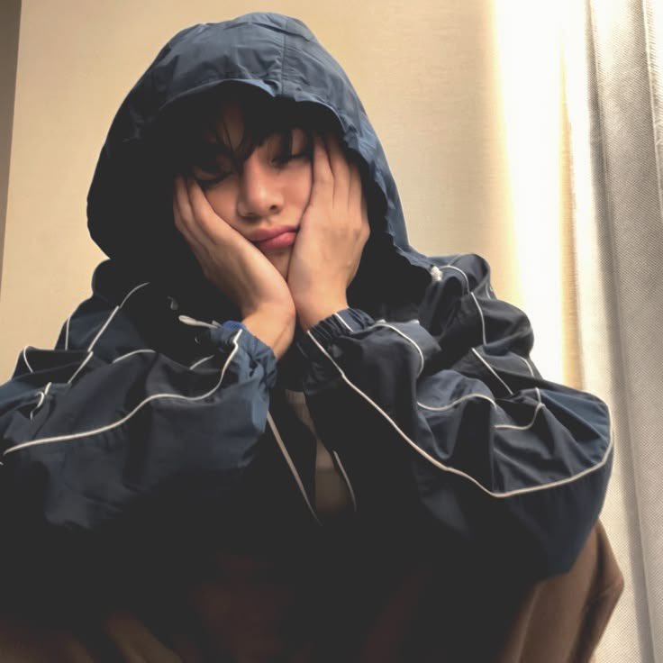 lucy⁷ ᥫ᭡. tweet media