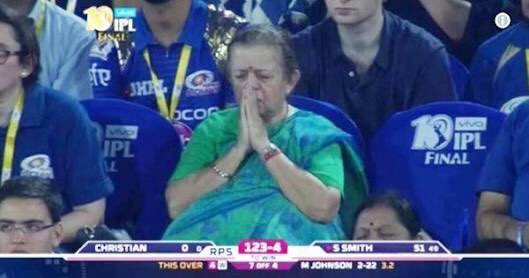 desertshrub's tweet photo. Hardik pandya in today's match 😭 https://t.co/Vmfp7hmTvH