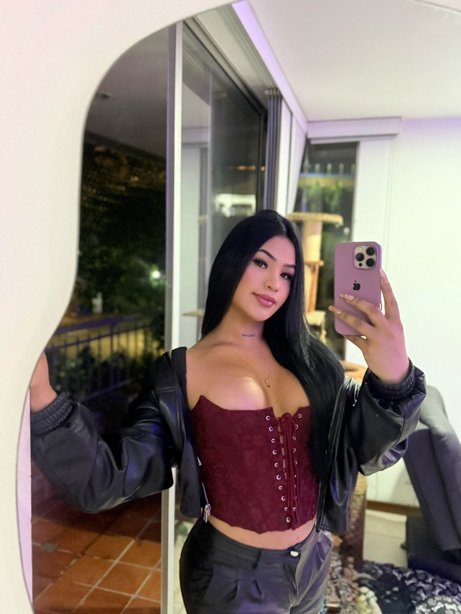 Luisa Vinasco 🔥 tweet media