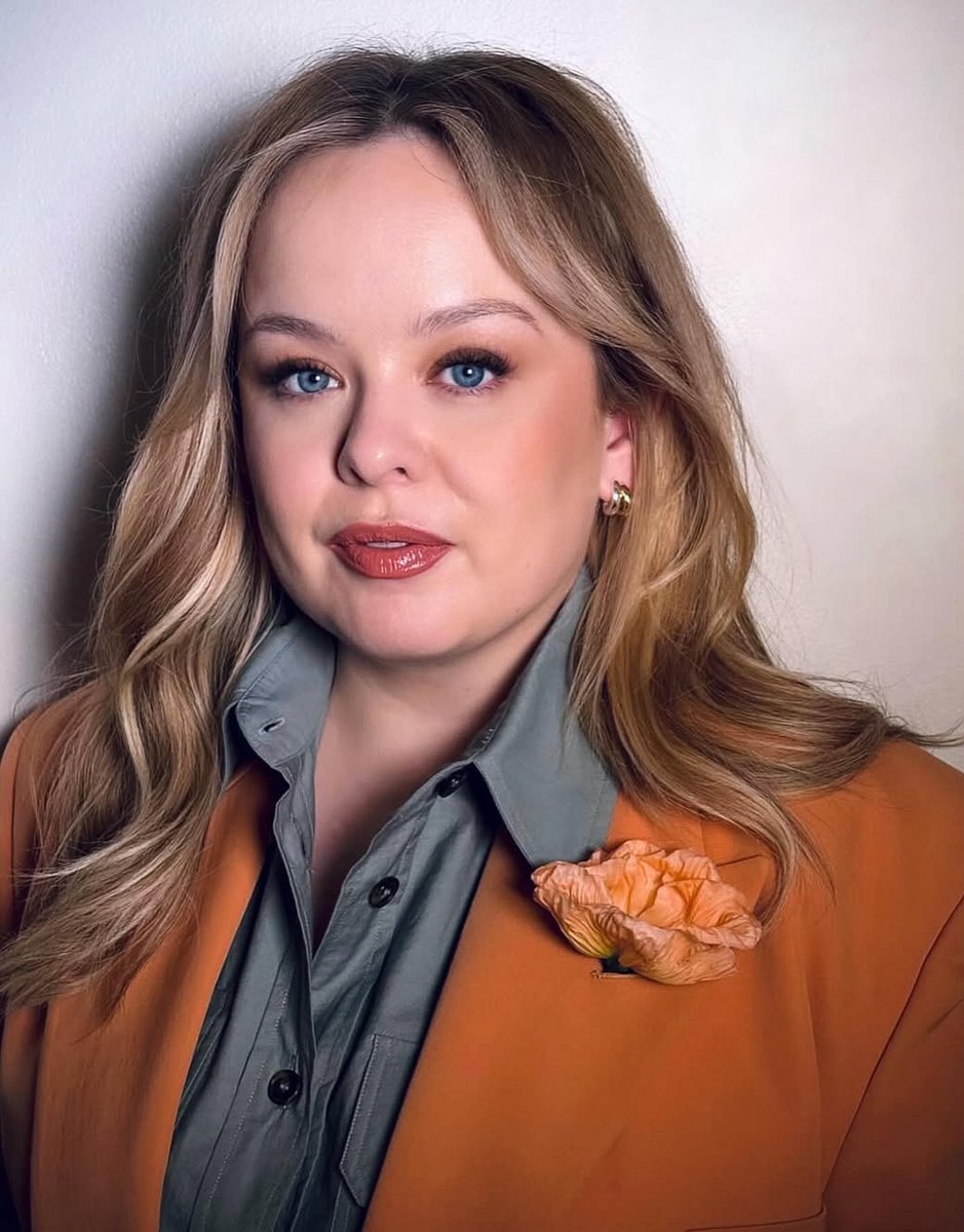 _filmcrave's tweet photo. Nicola Coughlan stuns for ‘BIG MOOD’ Season 2 press. 📷 https://t.co/82I1B51nND