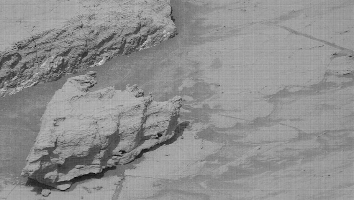 astrobiology's tweet image. Mars Curiosity Blog, Sols 4852–4858: When Data Take Their Time...
astrobiology.com/2026/04/mars-c…  #astrobiology #Mars