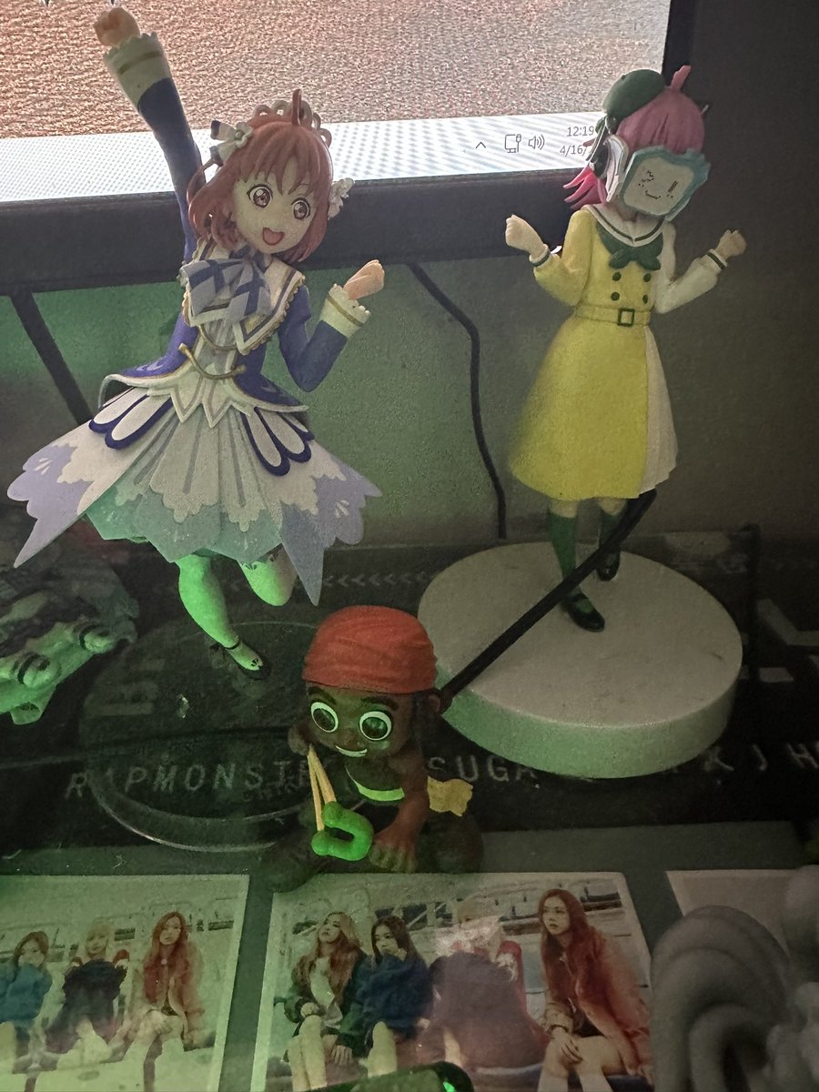 MOE 🍉 girlfailure galleon tweet media