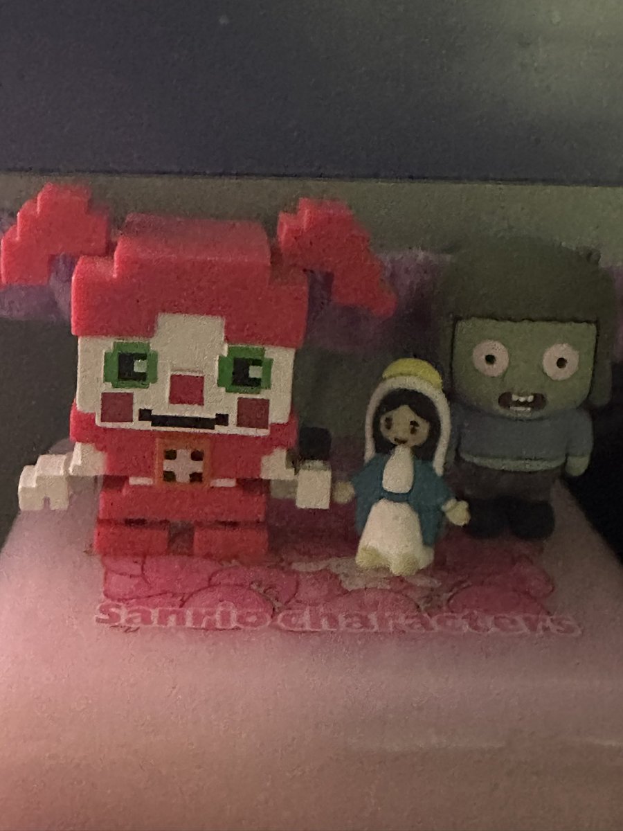 MOE 🍉 girlfailure galleon tweet media