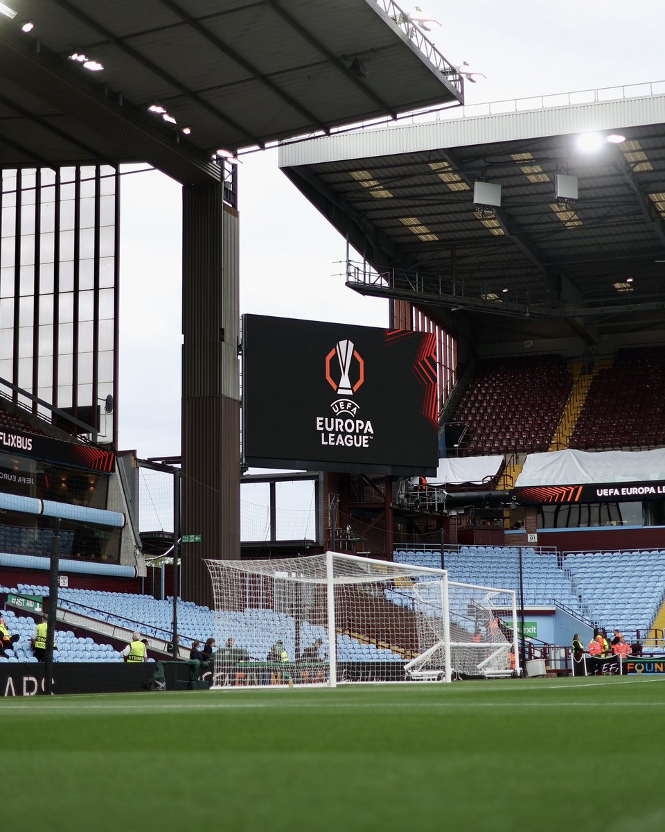 Bolognafc1909's tweet image. Villa Park 🏟️🏴󠁧󠁢󠁥󠁮󠁧󠁿

#AstonVillaBologna #UEL #WeAreOne