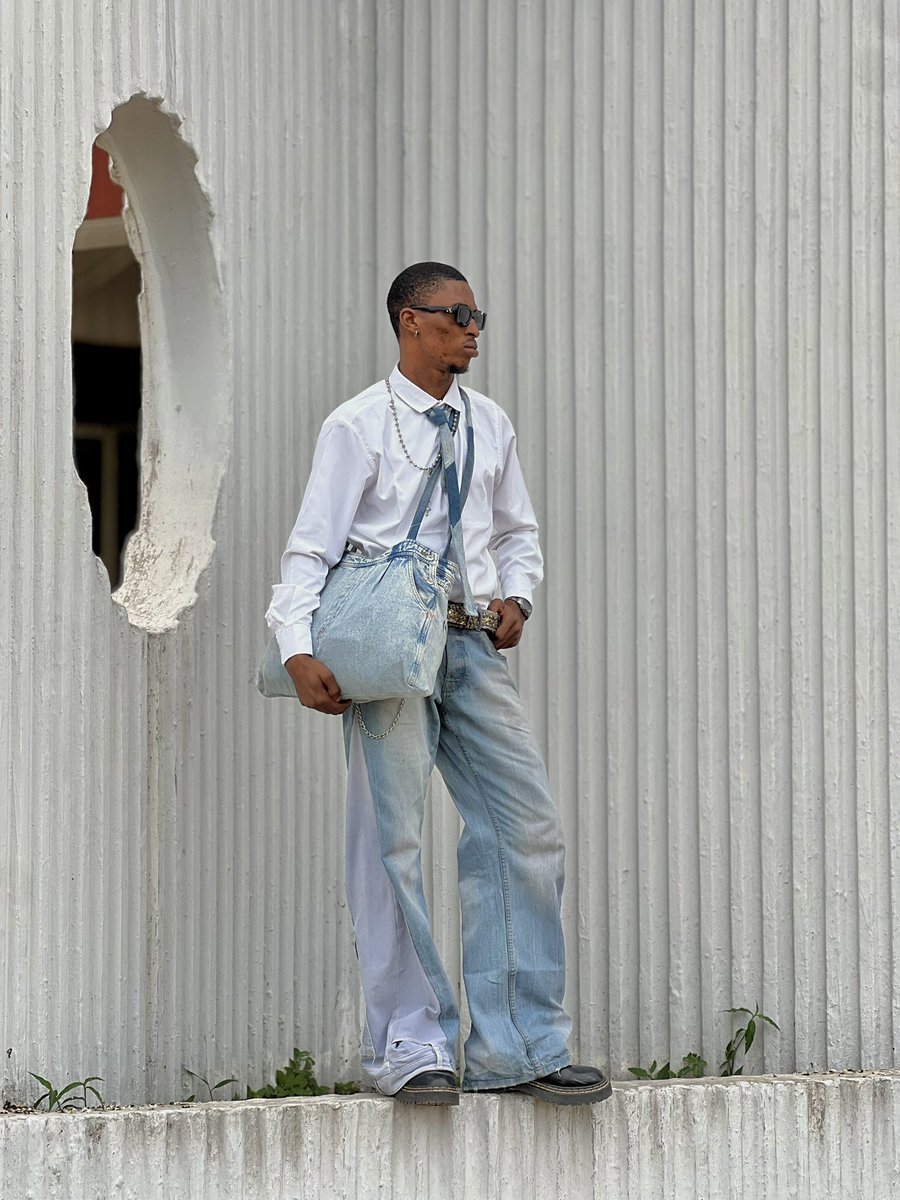 Alabi.🎈 tweet media