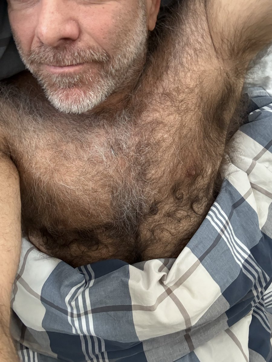I’m Alan & Im hairy tweet media