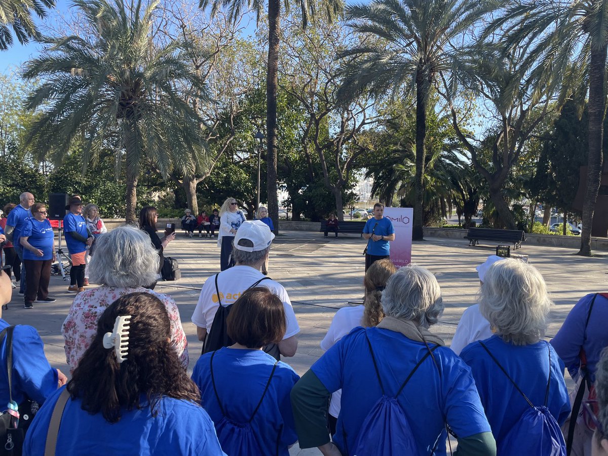 Cerramos la jornada del jueves en #CardioClinica26 con la CardioWalk en colaboración con las asociaciones de pacientes y la <a href="/cuidarcorazon/">FEC Corazón</a> 

#cardioclinicastyle <a href="/secardiologia/">Soc Esp Cardiología</a> <a href="/docvivas/">David Vivas</a> <a href="/S_Raposeiras/">Sergio Raposeiras-Roubín</a> <a href="/BonanadClara/">Clara Bonanad</a> <a href="/SeguraCardio/">Diego Segura-Rodríguez</a> <a href="/FortunyElena/">Elena Fortuny Frau</a> 
#Amilo