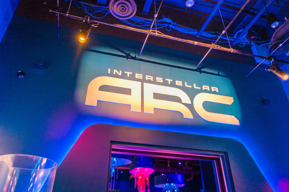 InfoComm's tweet image. Want a behind‑the‑scenes look at Interstellar Arc at @AREA15official? 🛸 Join our integrated experience tour at #InfoComm on June 17 to enjoy the free-roaming VR attraction in full followed by a guided walkthrough of how it all works. Reserve your spot: icshow.me/IC26TR