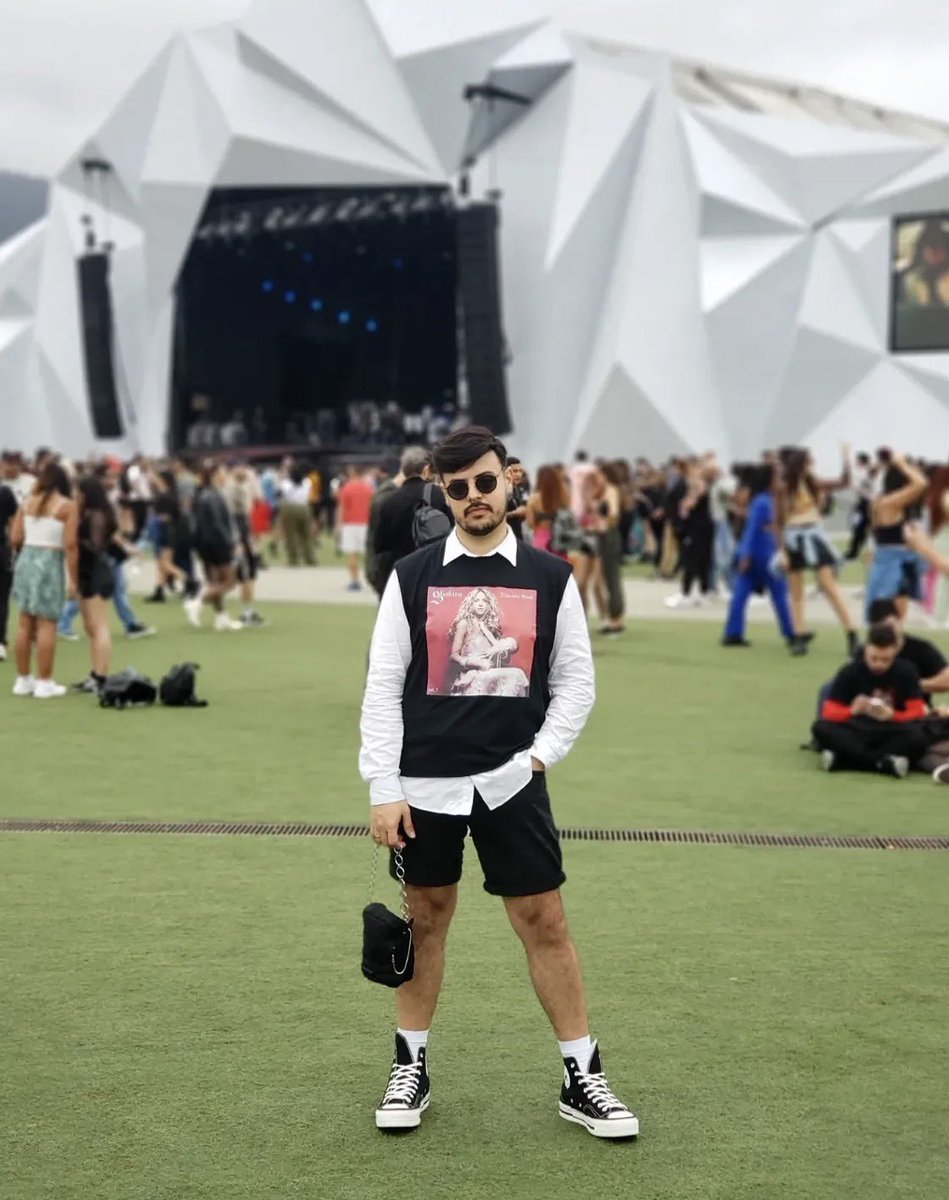 alaaan merece VIP para Shakicabana tweet media