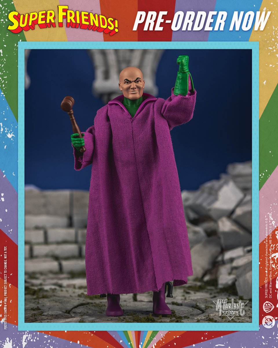 mcfarlanetoys's tweet image. Judge Luthor™ is available for pre-order NOW at select retailers! ➡️ bit.ly/JudgeLuthorSup…   

6" scale figure is based on the Super Friends™ show and include fabric robe, gavel and art card. 

#McFarlaneToys #DCRetro #JudgeLuthor #SuperFriends
